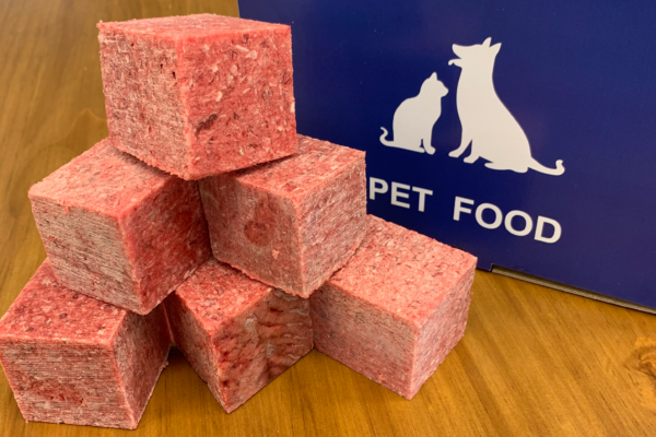 grab chicken and venison pet food for your pet from Christchurch butcher Value Plus Meats